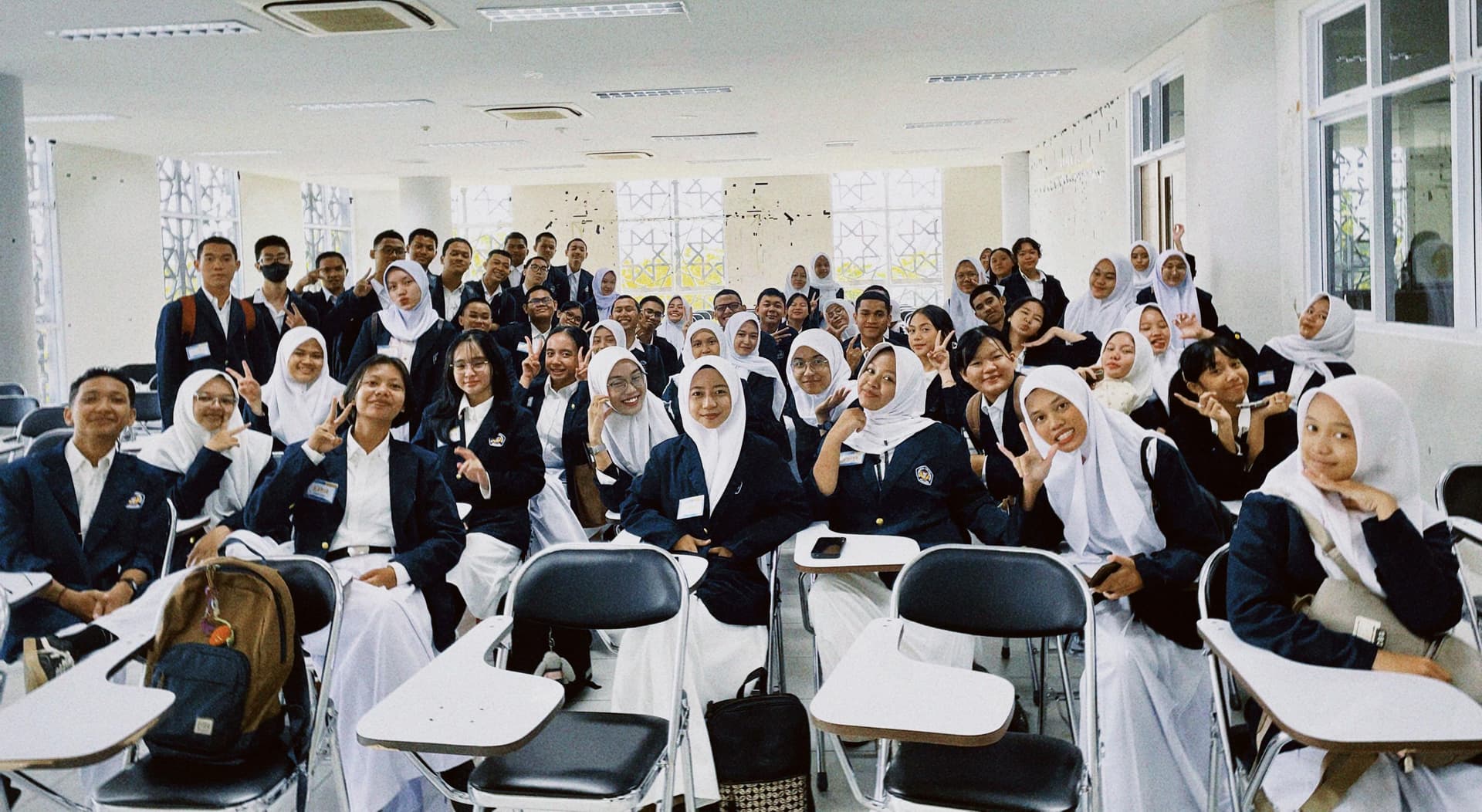 Fotbar kelar matkul BI